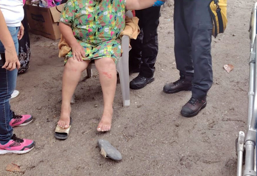 Viva de milagro: ella es la mujer que fue arrastrada por la repunta de un río en Ilopango