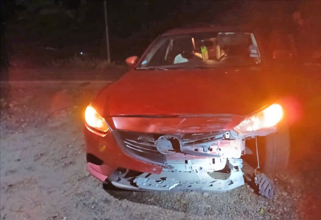 Dos lesionados deja aparatoso accidente en Santa Ana Oeste