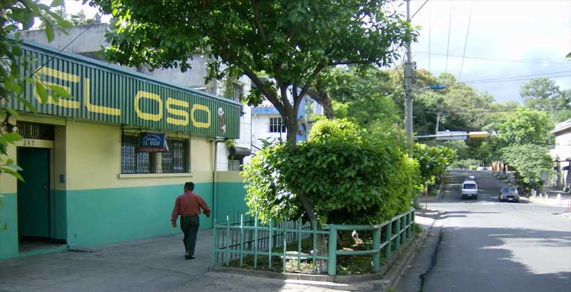 El Oso desmiente acusaciones sobre cámaras ocultas en sus habitaciones