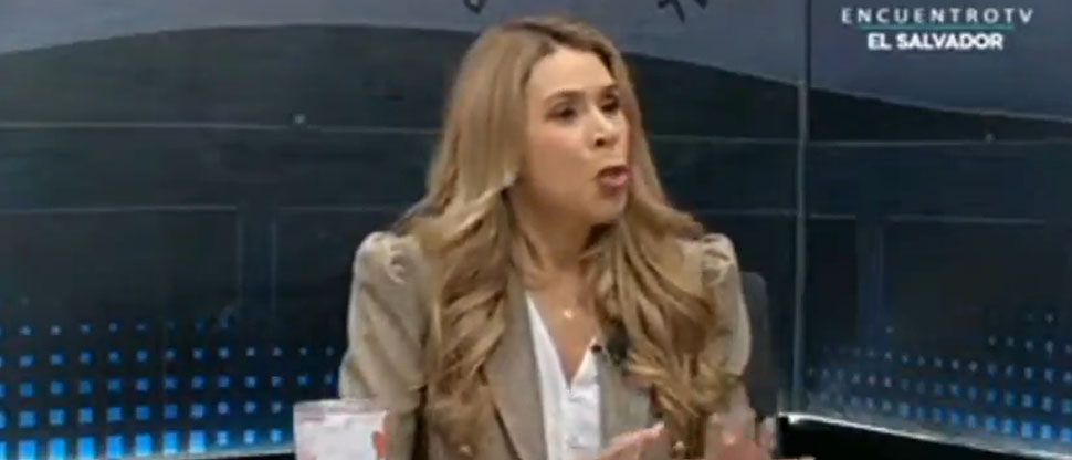 Marcela Villatoro acusa a Claudia Ortiz de rehusarse a debatir con ARENA