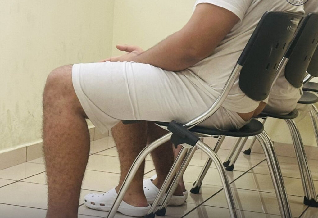 Juez ordena prisión contra sujetos que intentaban vender partes de una motocicleta hurtada