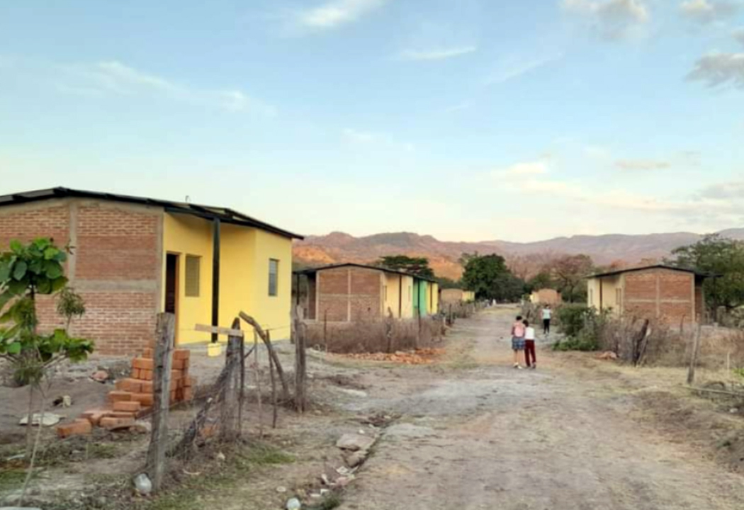 Santa Ana: pleito entre vecinos por una pared termina en los tribunales