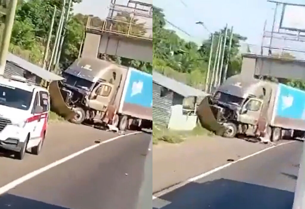 Conductor de rastra pierde el control y se accidenta en Santa Ana