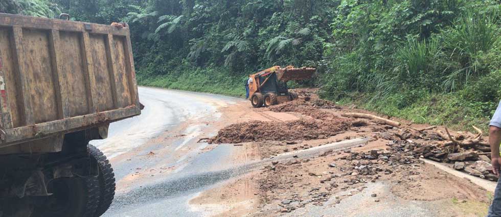 MARN alerta sobre «alta probabilidad de deslizamientos y caída de rocas» en estas zonas de El Salvador
