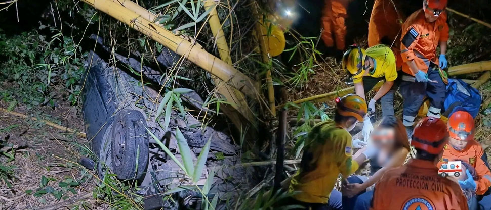 Cuatro mujeres resultan lesionadas tras caer vehículo a barranco en carretera Panamericana