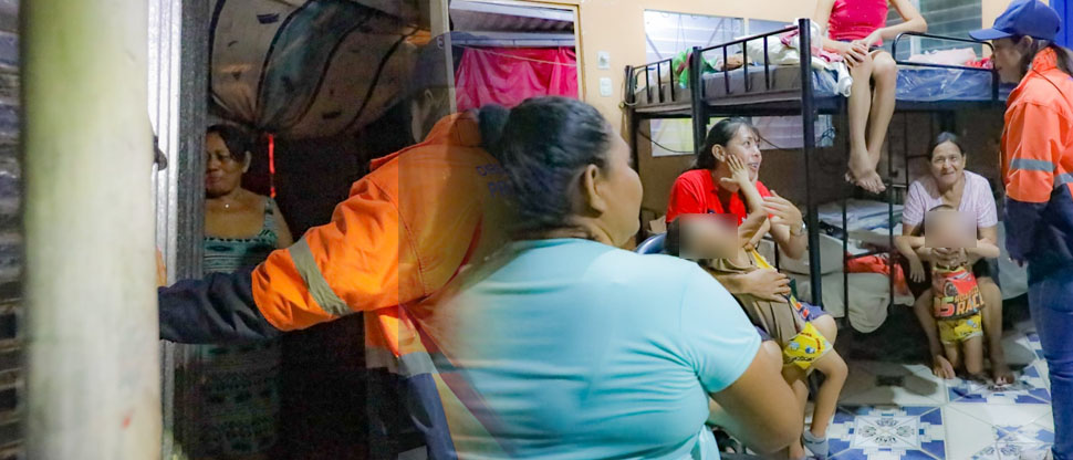 Evacúan a varias familias tras desbordamiento del río Chilama, La Libertad