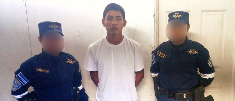 Arrestan a motociclista que manejaba borracho y atropelló a un joven en San Pedro Perulapán