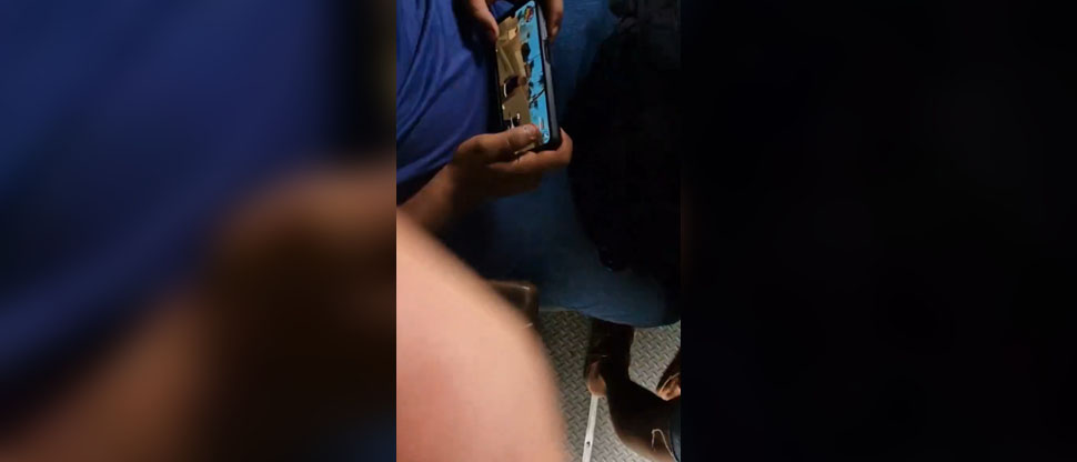 Denuncian a cobrador “malcriado” captado insultando a pasajero de la ruta 373
