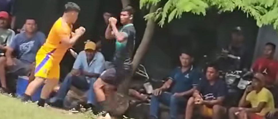 Futbolistas aficionados deciden resolver sus diferencias a los puños en Guaymango