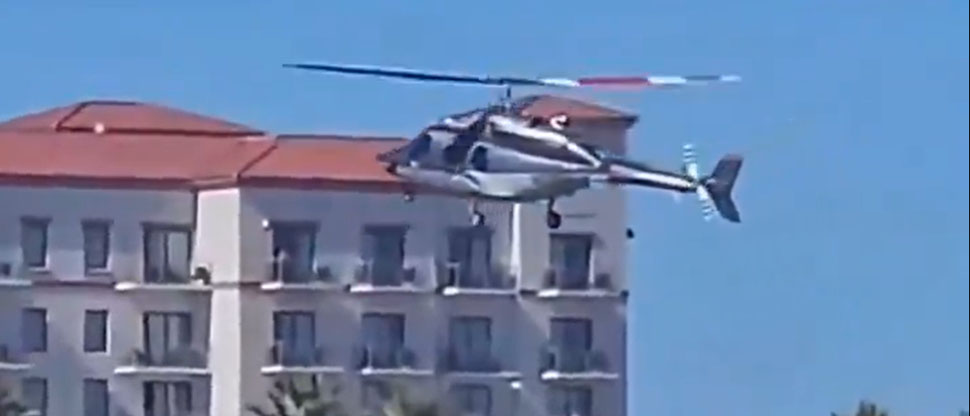 Helicóptero se estrella en Huntington Beach, Estados Unidos