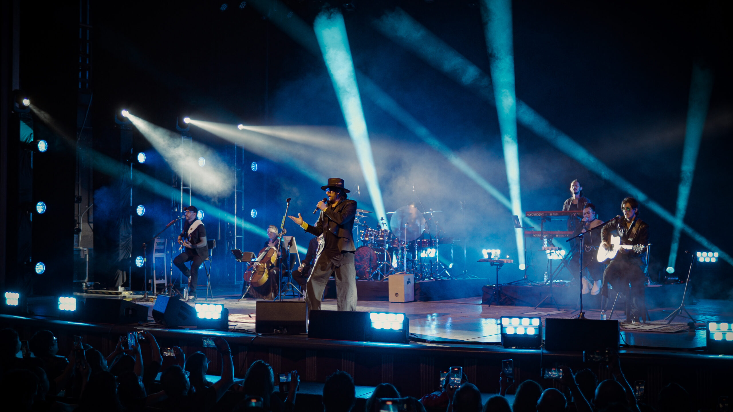 No te quedes sin ver a Beto Cuevas en un concierto “íntimo”