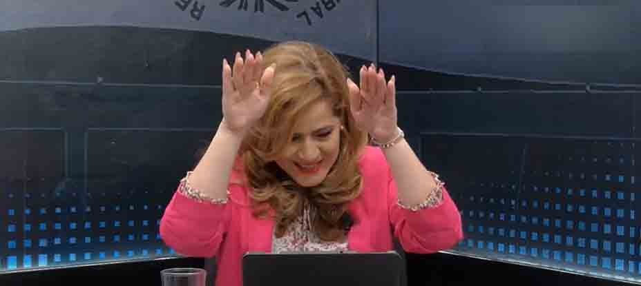 Karina Sosa incita a los salvadoreños a rebelarse contra “la dictadura”