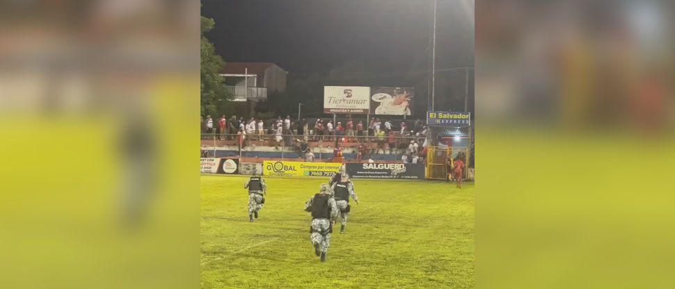 PNC separa a futbolistas que se agarraron a golpes en los camerinos del estadio Sergio Torres