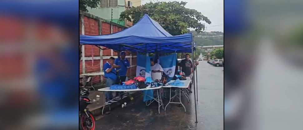 Guatemaltecos pagan hasta $200 por boletos para ver a su selección en el Cuscatlán