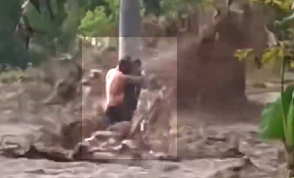 Filipinas: hombre lucha por su vida aferrándose a un árbol durante una fuerte correntada