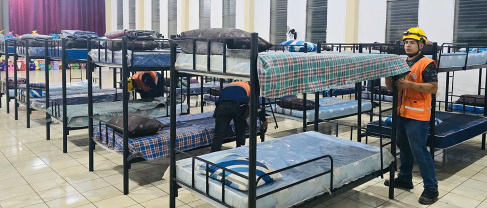 Autoridades de Protección Civil habilitan albergue en Santa Ana