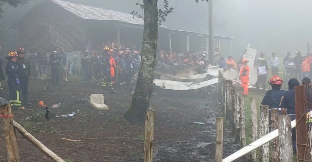 Guatemala: Avioneta se se estrella en zona montañosa dejando tres fallecidos