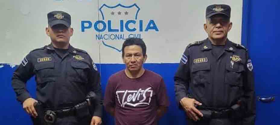 Motociclista borracho cae detenido tras accidentarse en San Juan Opico