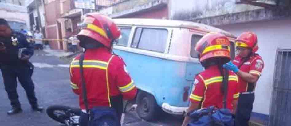 GUATEMALA: le quitan la vida motociclista frente a escuela