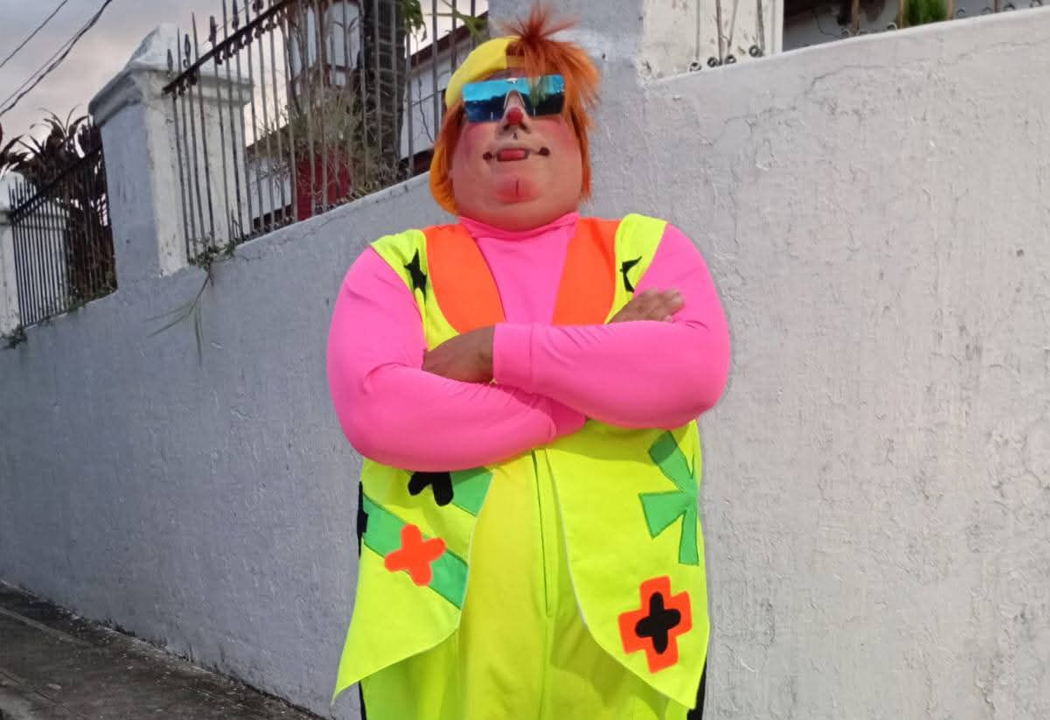Payaso Glupy recupera su libertad tras ser procesado por manejar ebrio