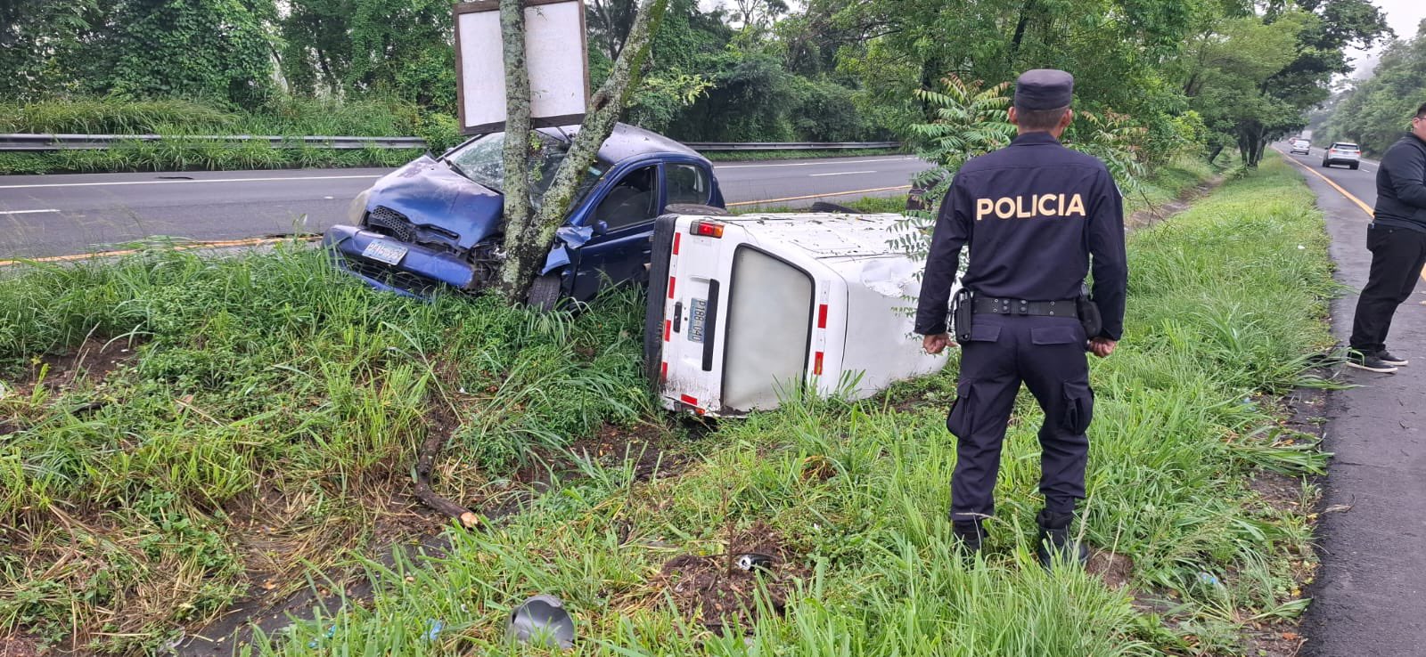 Aparatoso accidente deja a una persona lesionada en Ciudad Delgado