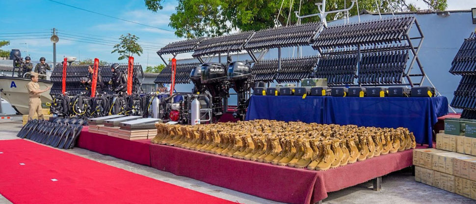 Marina Nacional recibe equipamiento para seguir combatiendo al narcotráfico
