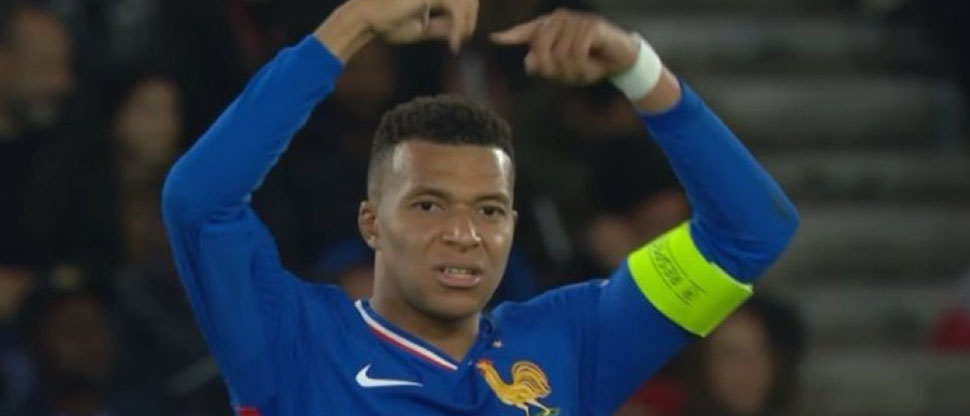 Mbappé enciende las alarmas tras salir lesionado cuando jugaba con su selección