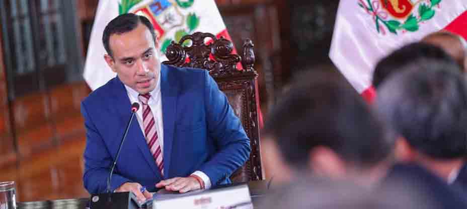 Nuevo presidente de Perú no tiene ministros porque los elegidos no aceptan el cargo