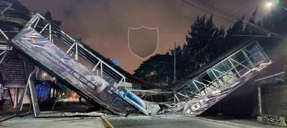 GUATEMALA: conductor de pipa derriba pasarela en estación Javier