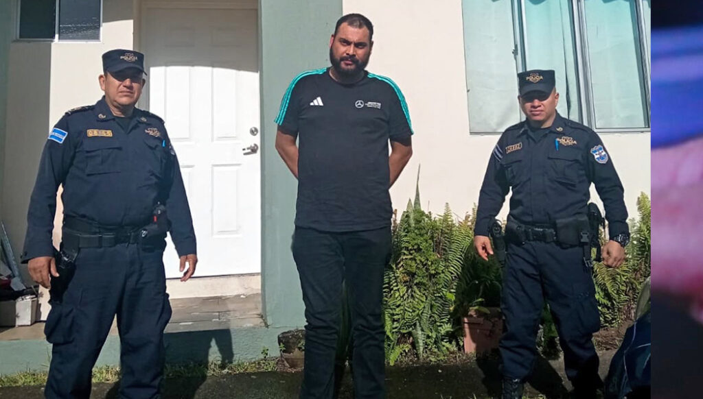 Agrede a su mujer cuando ambos departían; ella fue a parar al hospital y él a la cárcel