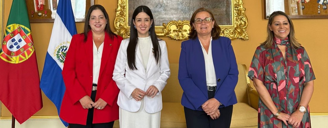 El Salvador y Portugal suscriben acuerdo de cooperación para la formación diplomática