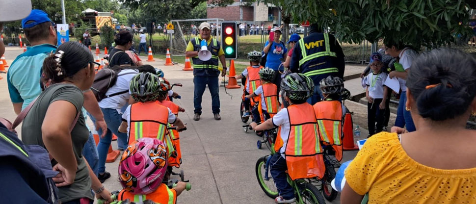 VMT realiza plan de Educación Vial en polideportivo España