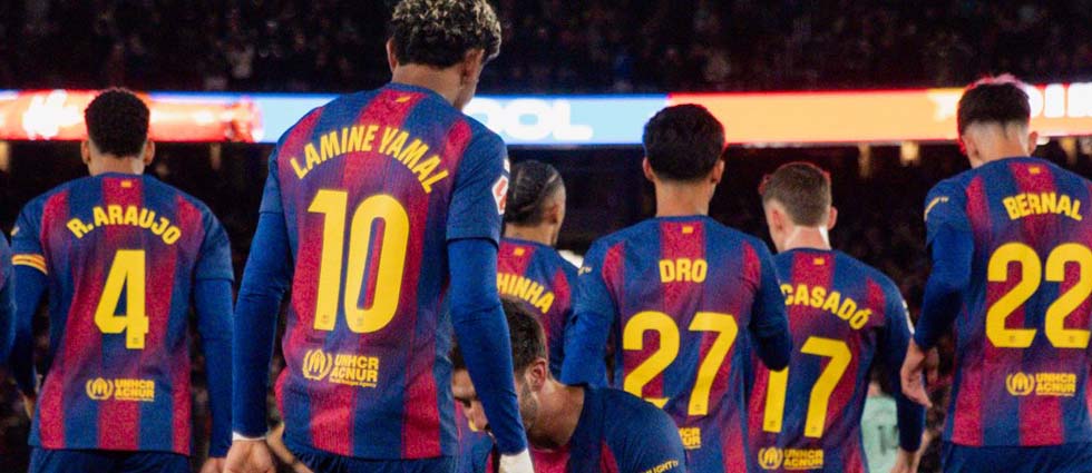 El Barcelona podría ‘arrebatarle’ mañana el liderato al Madrid si doblega al poderoso Alavés
