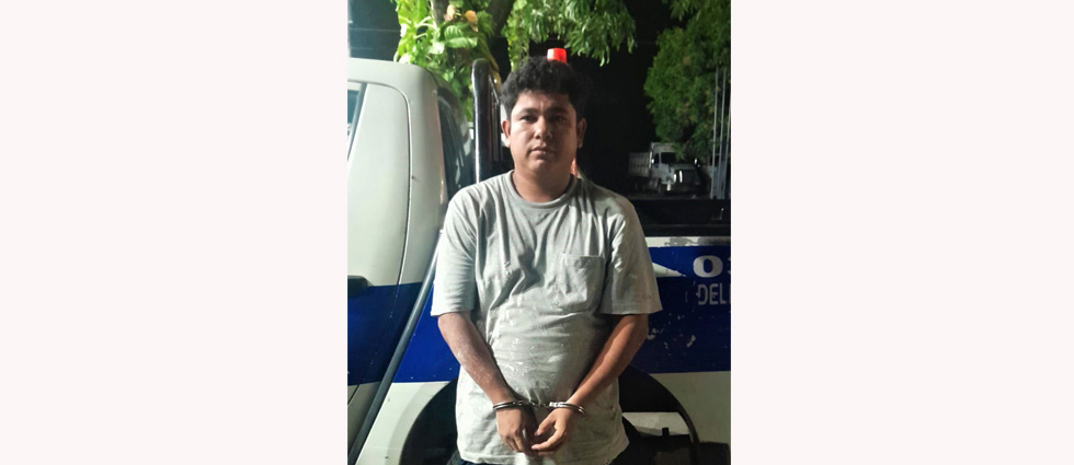 Policías interceptan en una gasolinera a conductor que le quitó la vida a un peatón en San Miguel