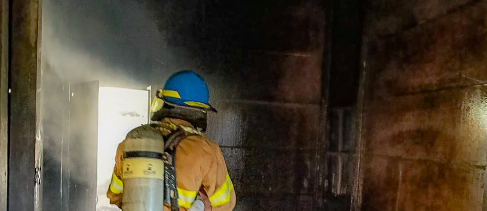 Sofocan incendio estructural en vivienda de La Paz