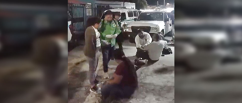 Intentaron separar un pitpull durante pelea con otro perro y terminan siendo mordidos
