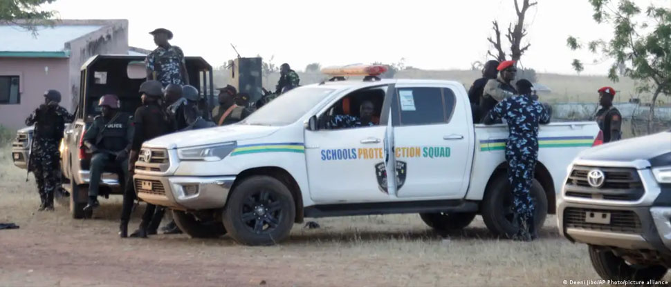 Nigeria: hombres armados secuestran a más de 300 estudiantes de una escuela católica