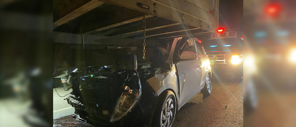 Conductor se salva de milagro tras sufrir aparatoso accidente en Santa Ana