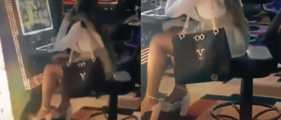 Captan a señorita que prefiere orinarse en la silla de casino por no dejar de jugar en máquina tragamonedas