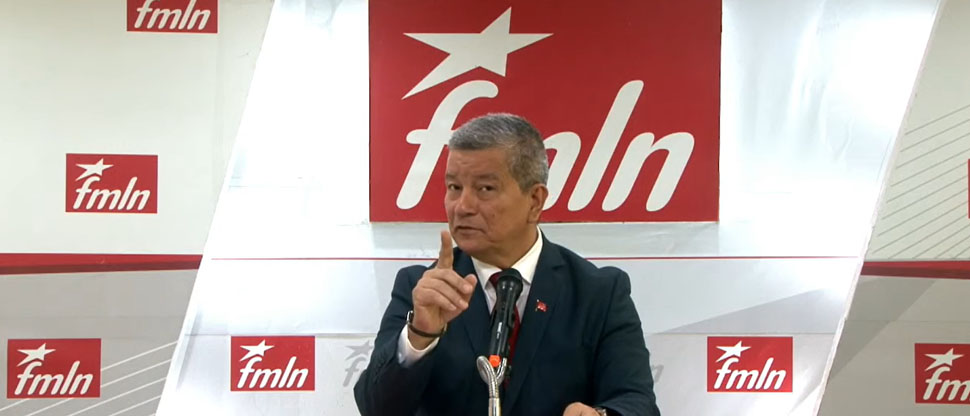 El Chino Flores critica que en El Salvador se utilice tecnología de punta en el sistema público de salud