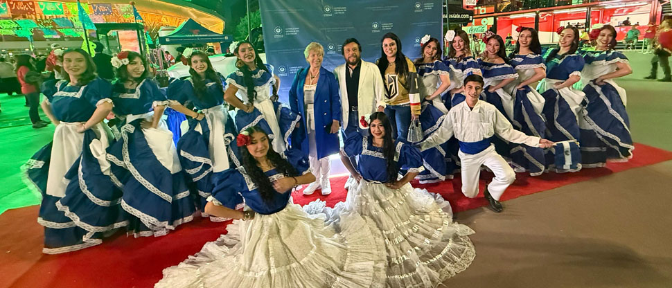 Vicepresidente Félix Ulloa participa en la “Noche VGK: Herencia Hispana” en Las Vegas