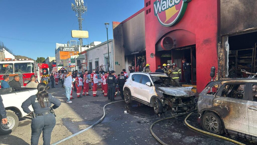 Incendio en tienda de Sonora deja 22 muertos incluyendo a niños, mujeres embarazadas y adultos mayores