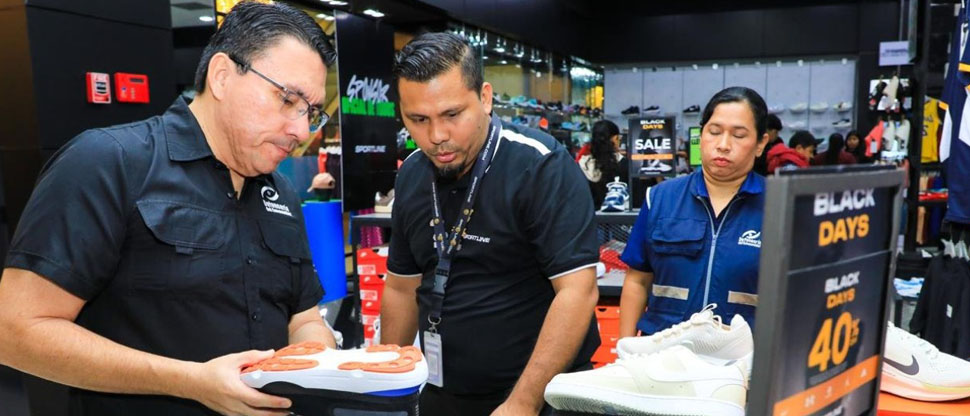 Defensoría del Consumidor realiza inspecciones en negocios con motivo al “Black Friday”