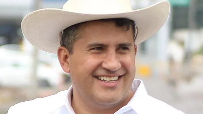 Asesinan a alcalde de Uruapan durante celebración de Día de Muertos