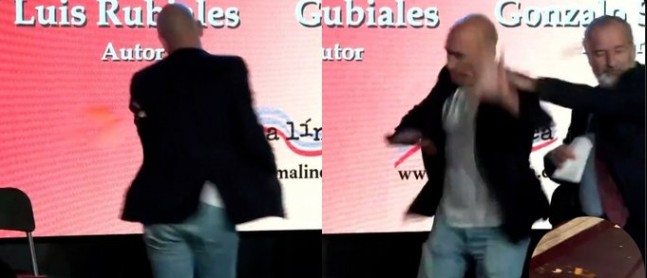 Lanzan huevos contra Luis Rubiales durante la presentación de su libro en Madrid