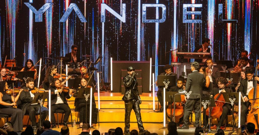 Hoy inicia la venta de boletos para el gran concierto de Yandel sinfónico en El Salvador