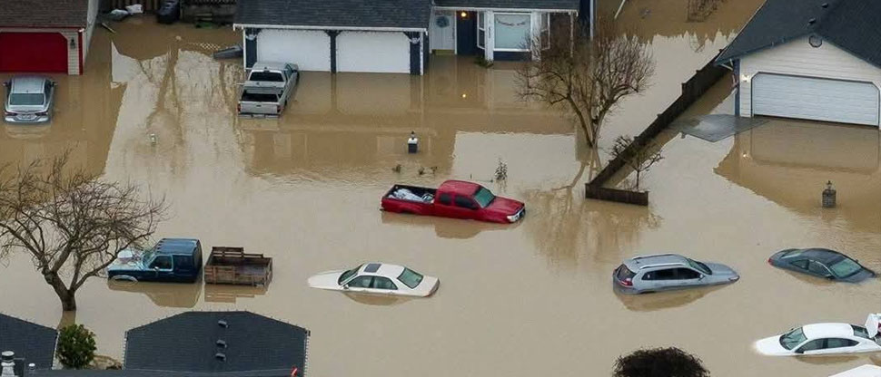 Tormenta provoca inundaciones históricas en varias ciudades de EE. UU.