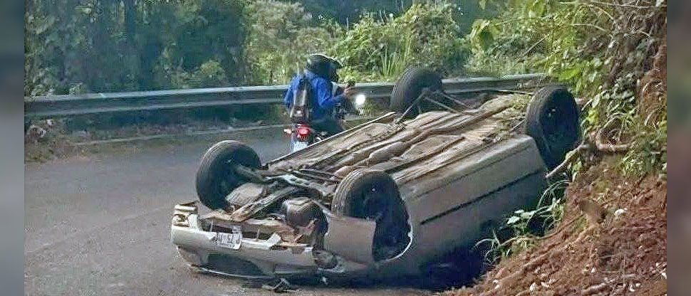 La carretera que conecta ciudad Barrios con Chapeltique es escenario de un nuevo accidente