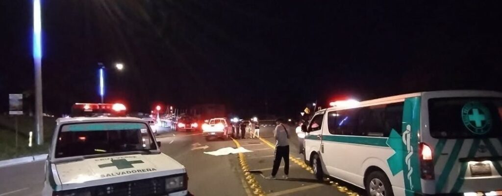 Ciclista muere tras ser atropellado por rastra en San Miguel