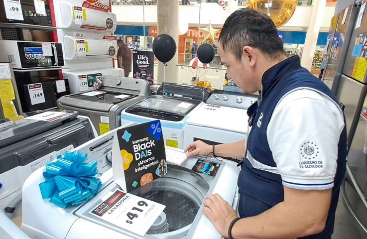 Defensoría del Consumidor detectó más de 25 casos de ofertas engañosas durante el Black Friday
